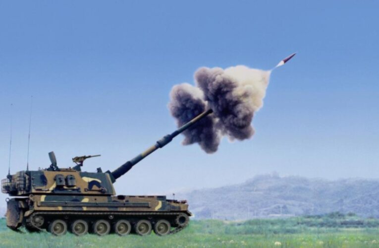 România demarează producția de obuziere autopropulsate K9