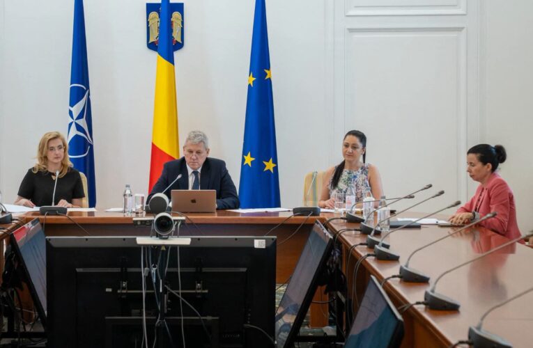 Ar fi vrut să-i recompenseze pe angajații MAI implicați în misiuni de excepție: Predoiu anunță că Bolojan l-a lăsat fără bani